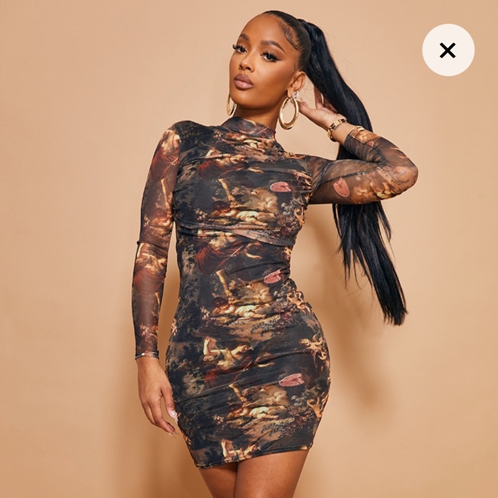 Renaissance print mock neck